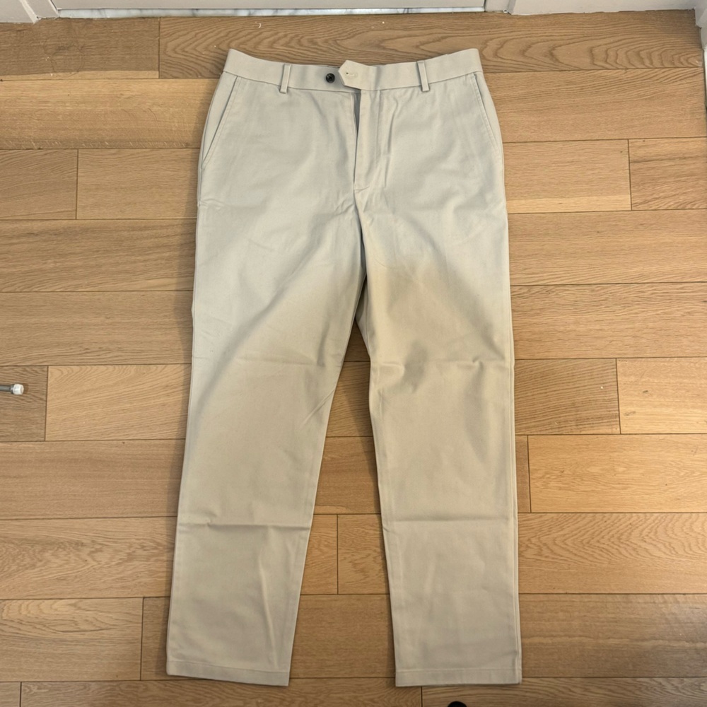 Charles Tywhitt Classic Fit Non-Iron Khaki Pants - 32 x 30